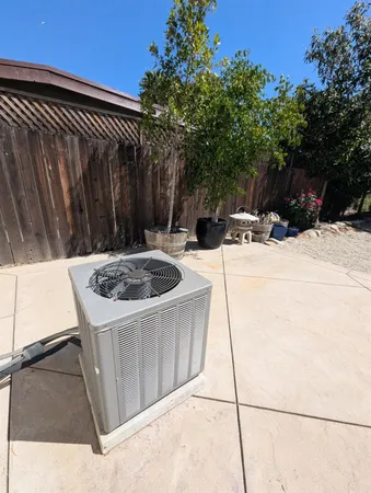 $899,000 | 98 Mountain View Street, Oak View, CA 93022