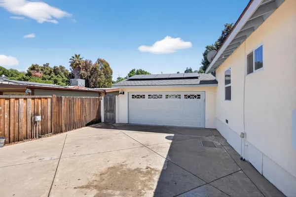 $899,000 | 98 Mountain View Street, Oak View, CA 93022