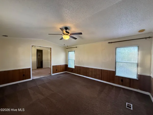 $900 | 113 Barbour Road, Unit 3, Hubert, NC 28539