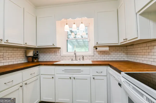 $229,000 | 545 Forest Hill Road, Macon, GA 31210
