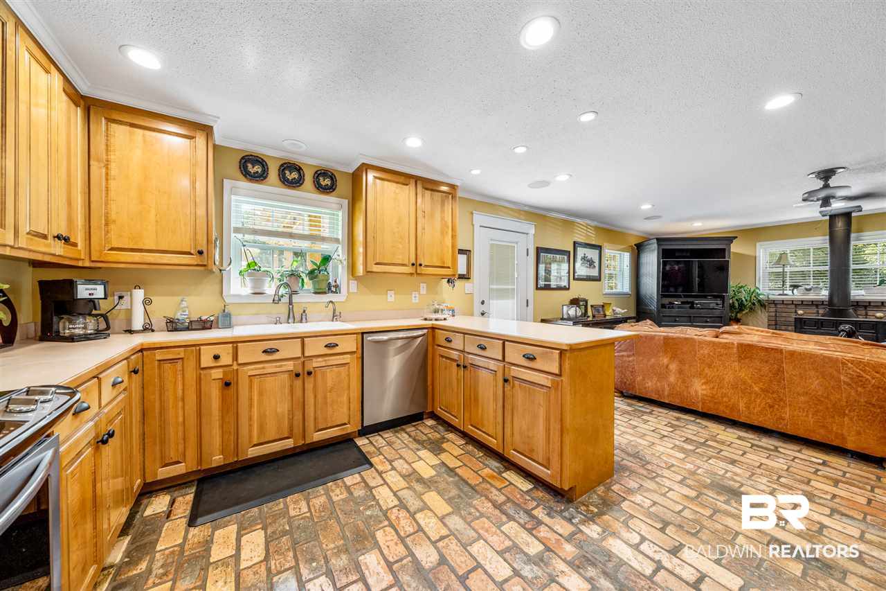 19475 Liberty Road Fairhope, AL 36532 - Photo 12 of 37