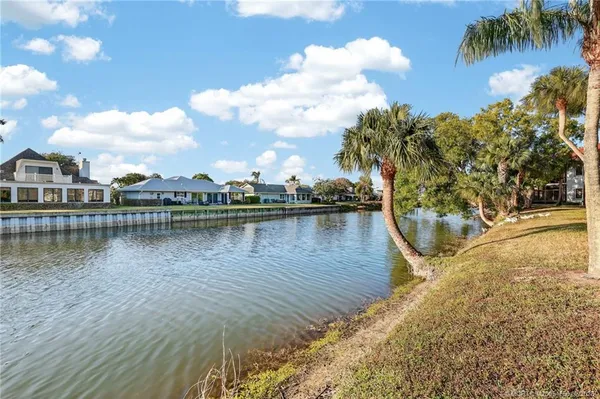 $355,000 | 6101 Southeast Landing Way, Unit 5, Stuart, FL 34997