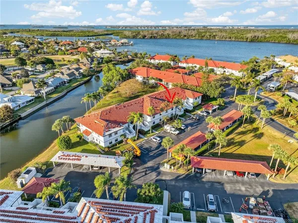 $355,000 | 6101 Southeast Landing Way, Unit 5, Stuart, FL 34997