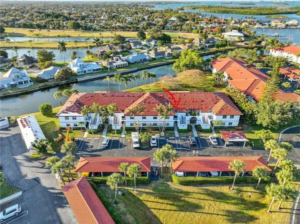 $355,000 | 6101 Southeast Landing Way, Unit 5, Stuart, FL 34997