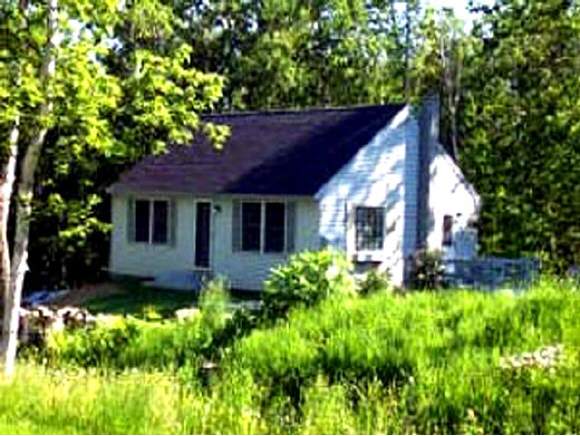 201 Parker Road Bethlehem, NH 03574 - Photo 1 of 5