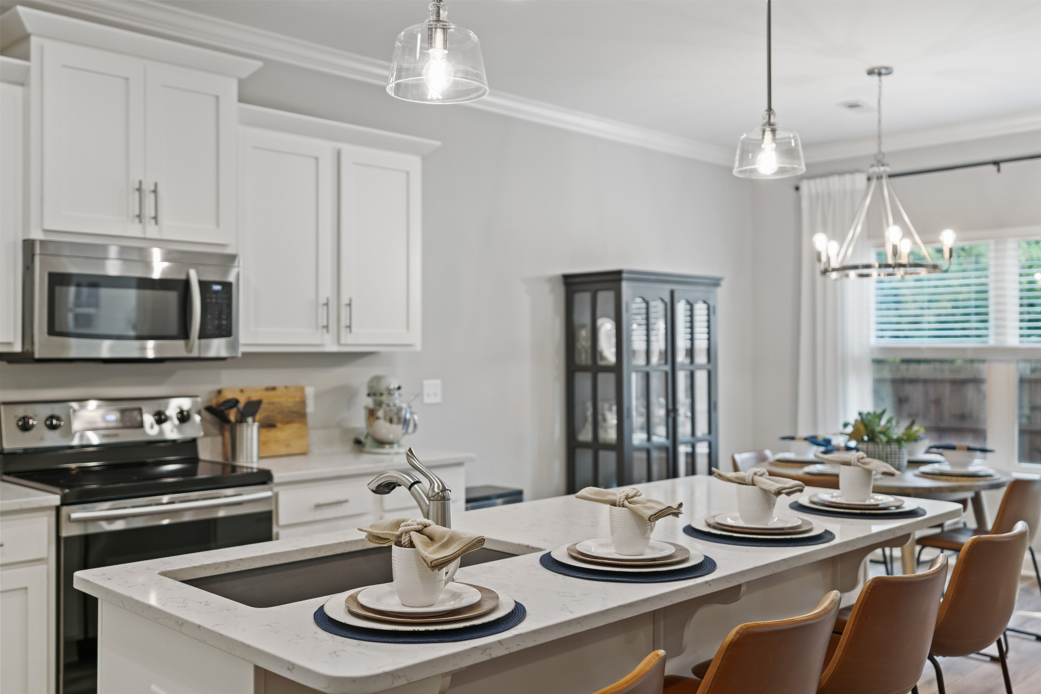 623 Gallant Way Murfreesboro, TN 37129 - Photo 15 of 48 a kitchen with a stove and a chandelier