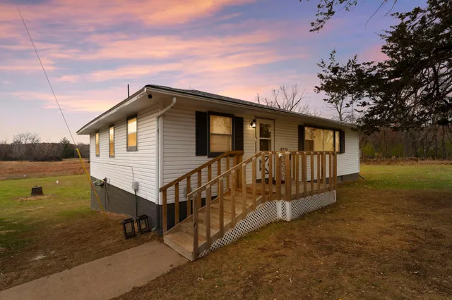 $329,900 | 32536 Jackson Road Northeast, Cambridge, MN 55008