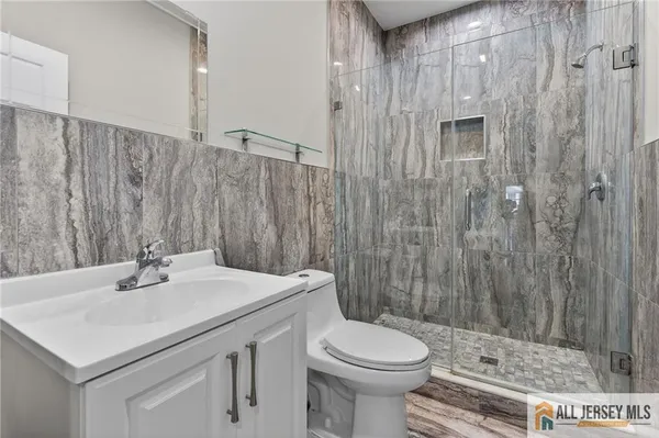 $4,500 | 19 Utica Road, Edison, NJ 08820