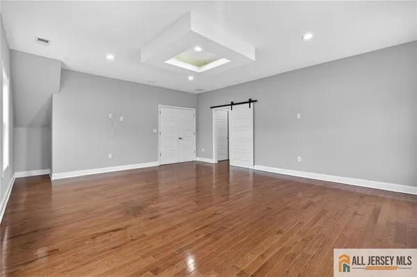 $4,500 | 19 Utica Road, Edison, NJ 08820