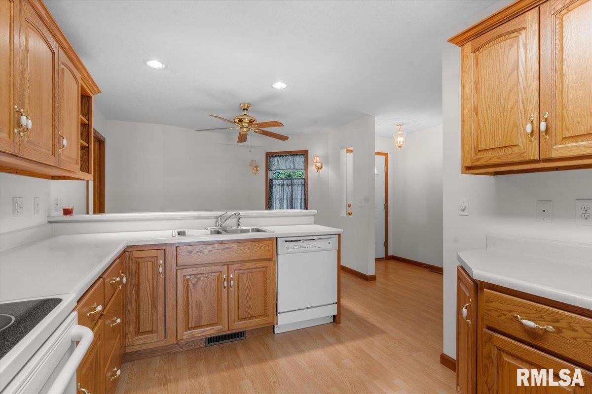 7109 Preston Drive Springfield, IL 62711 - Photo 18 of 43