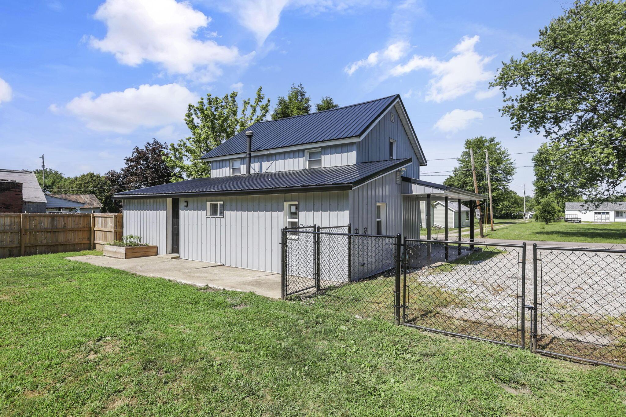 8898 Baker Road Stoutsville, OH 43154 - Photo 26 of 27 27-web-or-mls-LO5A0145