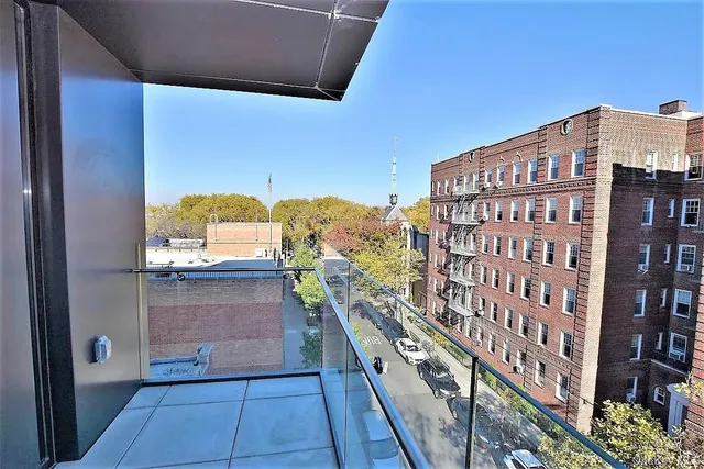 $3,154 | 41-26 44th Street, Unit 3C | Sunnyside
