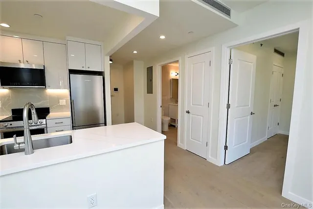 $3,154 | 41-26 44th Street, Unit 3C | Sunnyside