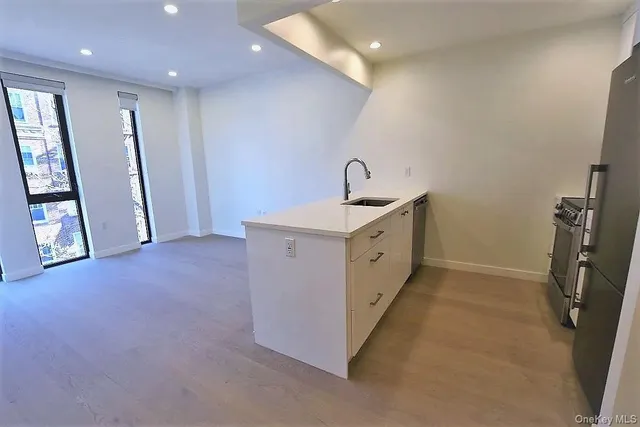 $3,154 | 41-26 44th Street, Unit 3C | Sunnyside