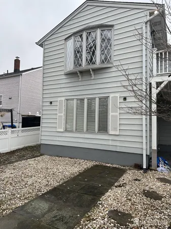 $3,800 | 182 Bloomfield Avenue, Iselin, NJ 08830