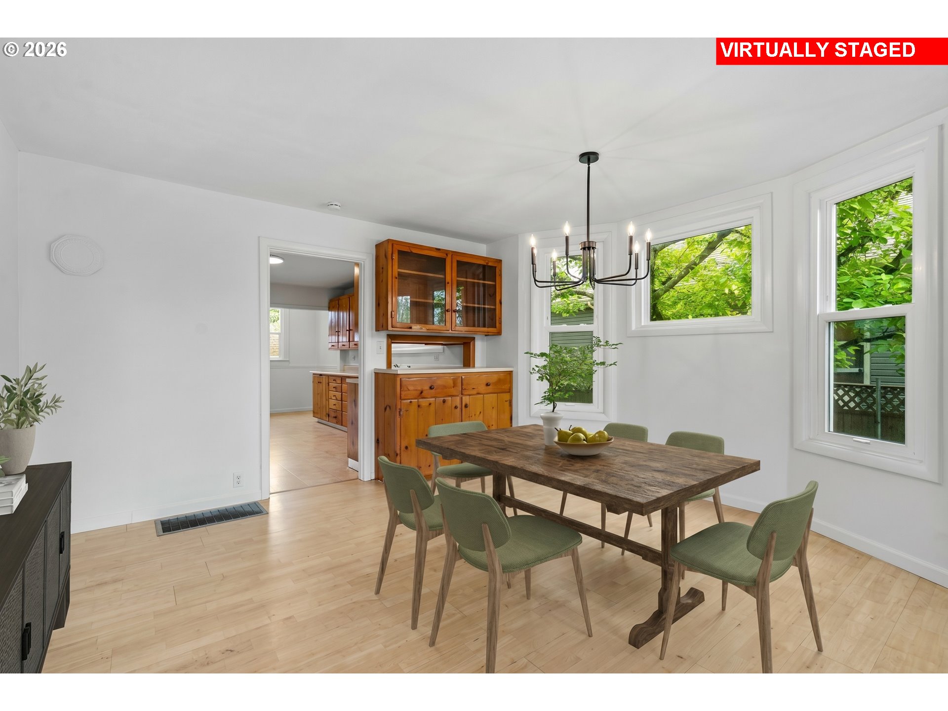 534 Northeast 67th Avenue Portland, OR 97213 - Photo 8 of 37 Dining Area