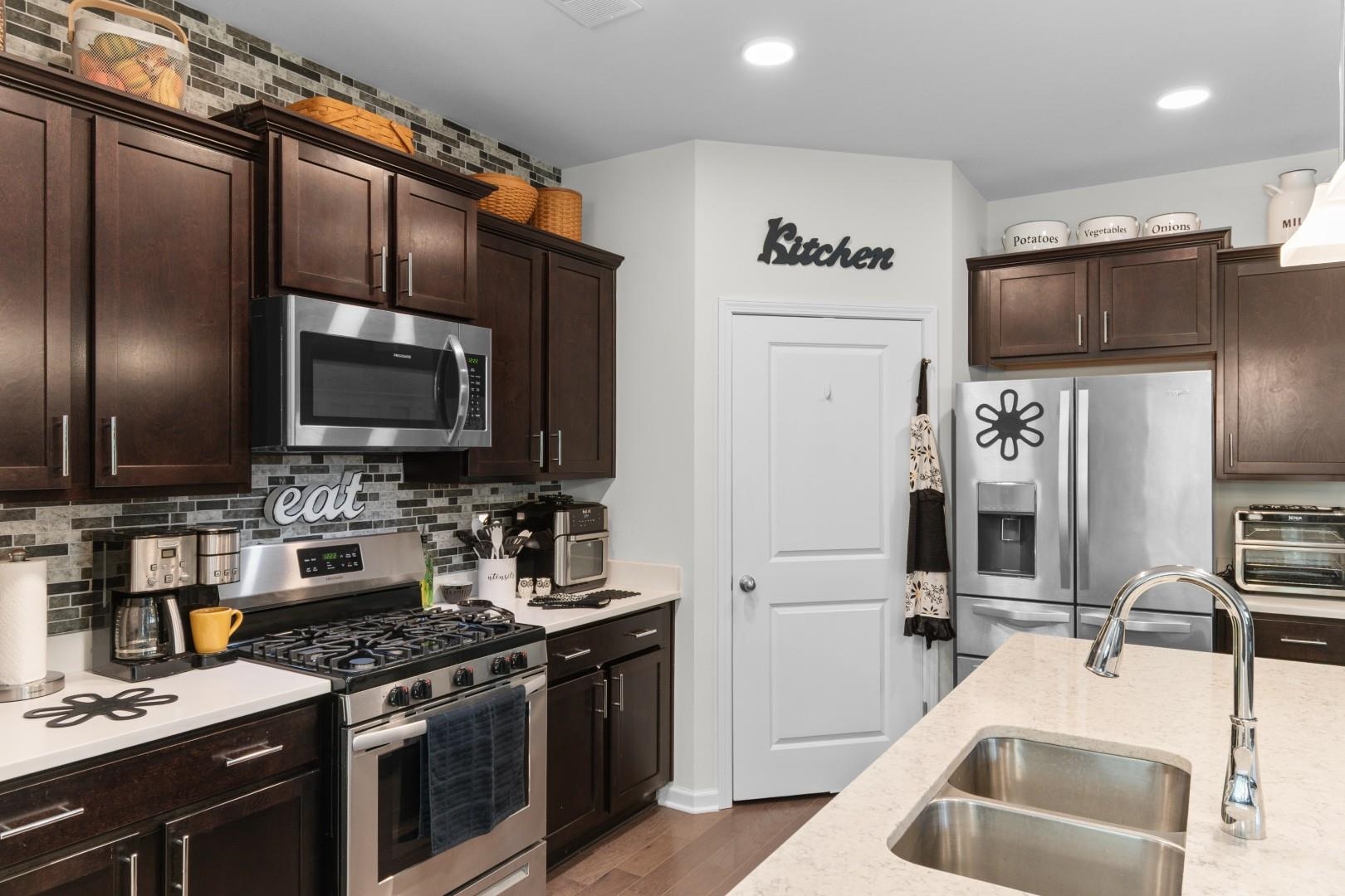 5203 Stockyard Loop Myrtle Beach, SC 29588 - Photo 5 of 40
