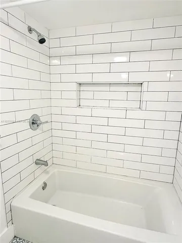 $1,700 | 553 Northeast 65th Street, Unit 3, Miami, FL 33138