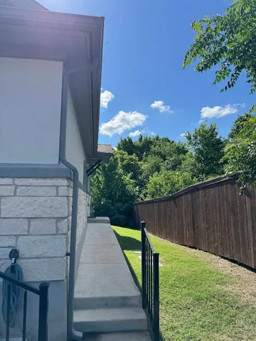 $2,300 | 7305 Conway Drive, Unit 503, Austin, TX 78745