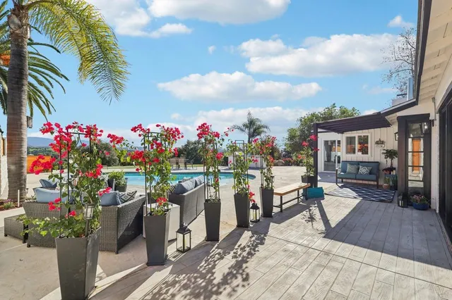 $1,275,000 | 2235 Gum Tree Lane, Fallbrook, CA 92028