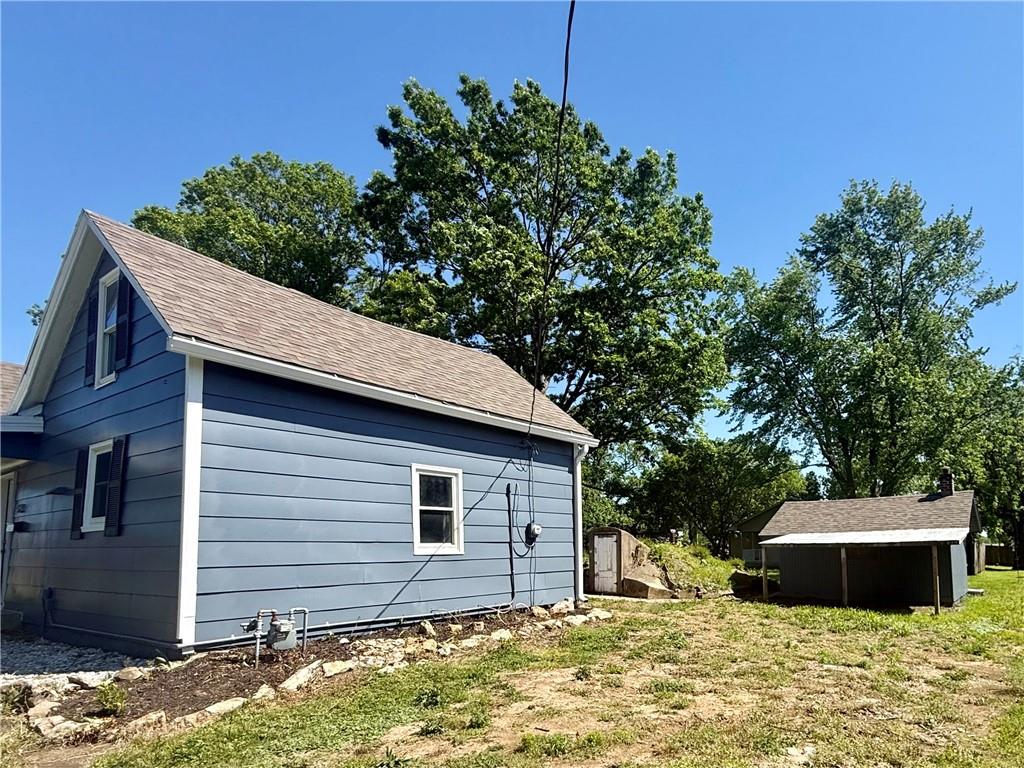 403 East Chestnut Street Archie, MO 64725 - Photo 7 of 36