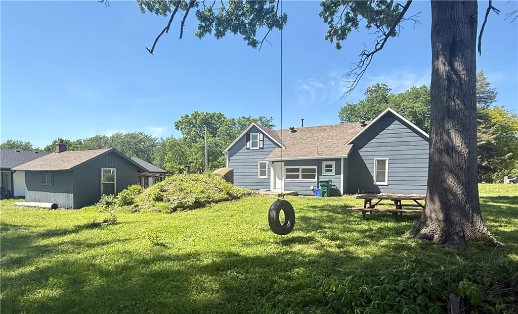 403 East Chestnut Street Archie, MO 64725 - Photo 10 of 36