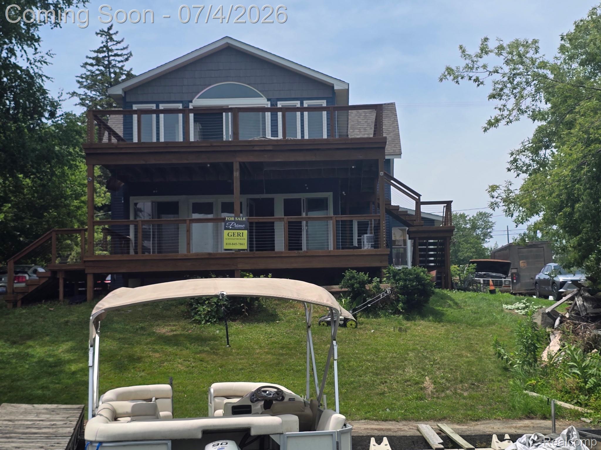 16185 South Seymour Road Linden, MI 48451 - Photo 4 of 8 2 Newer Decks, Home Has Multi Docks.