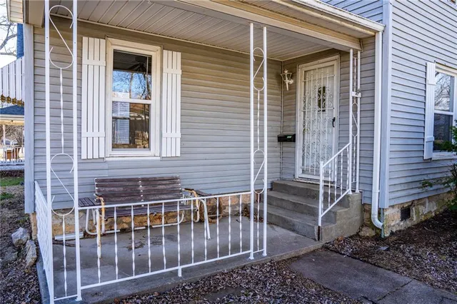 $115,000 | 119 North Garfield Avenue, Chanute, KS 66720