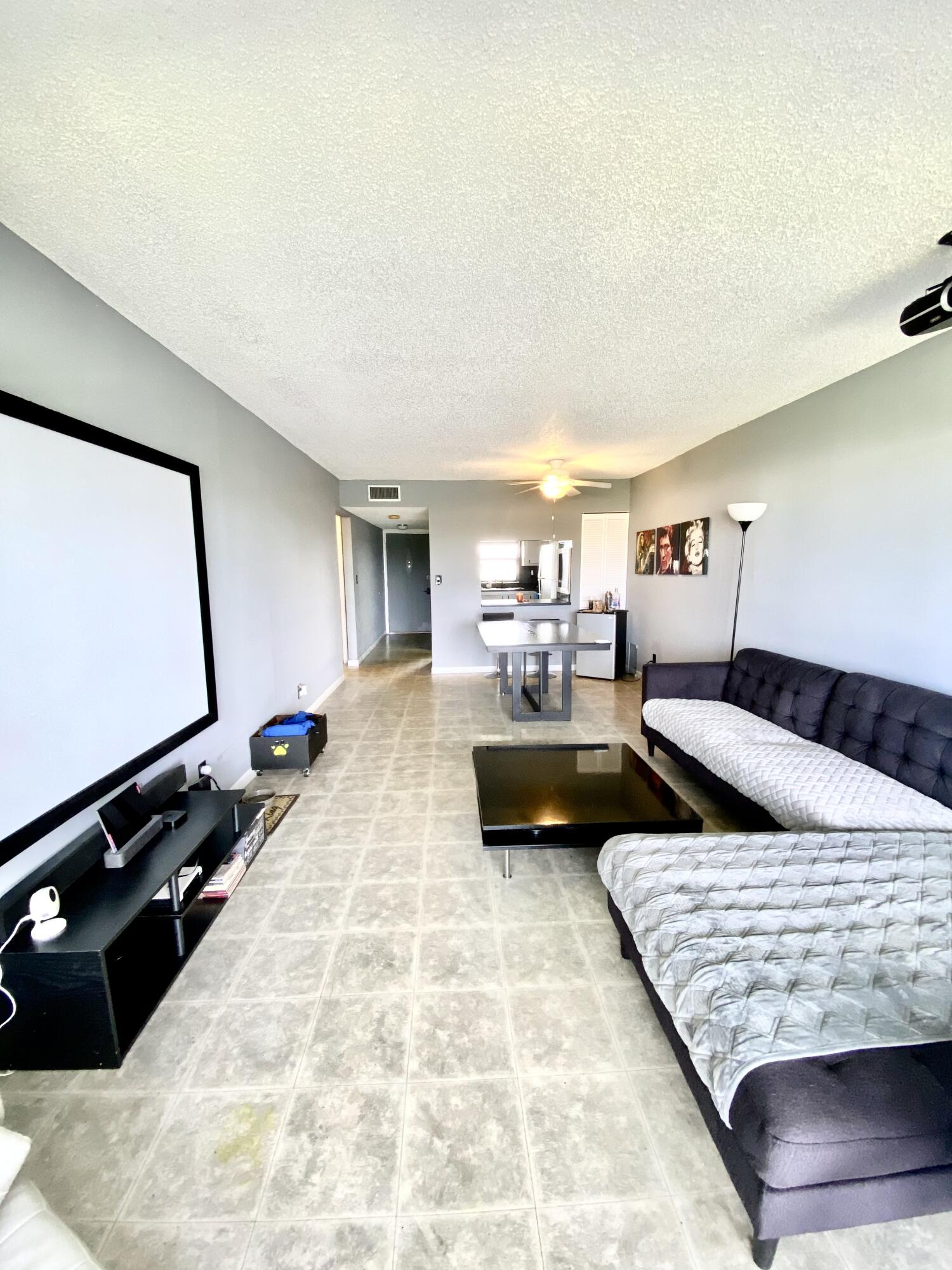 1981 Woolbright Road, Unit E205 Boynton Beach, FL 33426 - Photo 4 of 11 8C69E5E1-A5F7-4959-95B0-002FC6830FFD