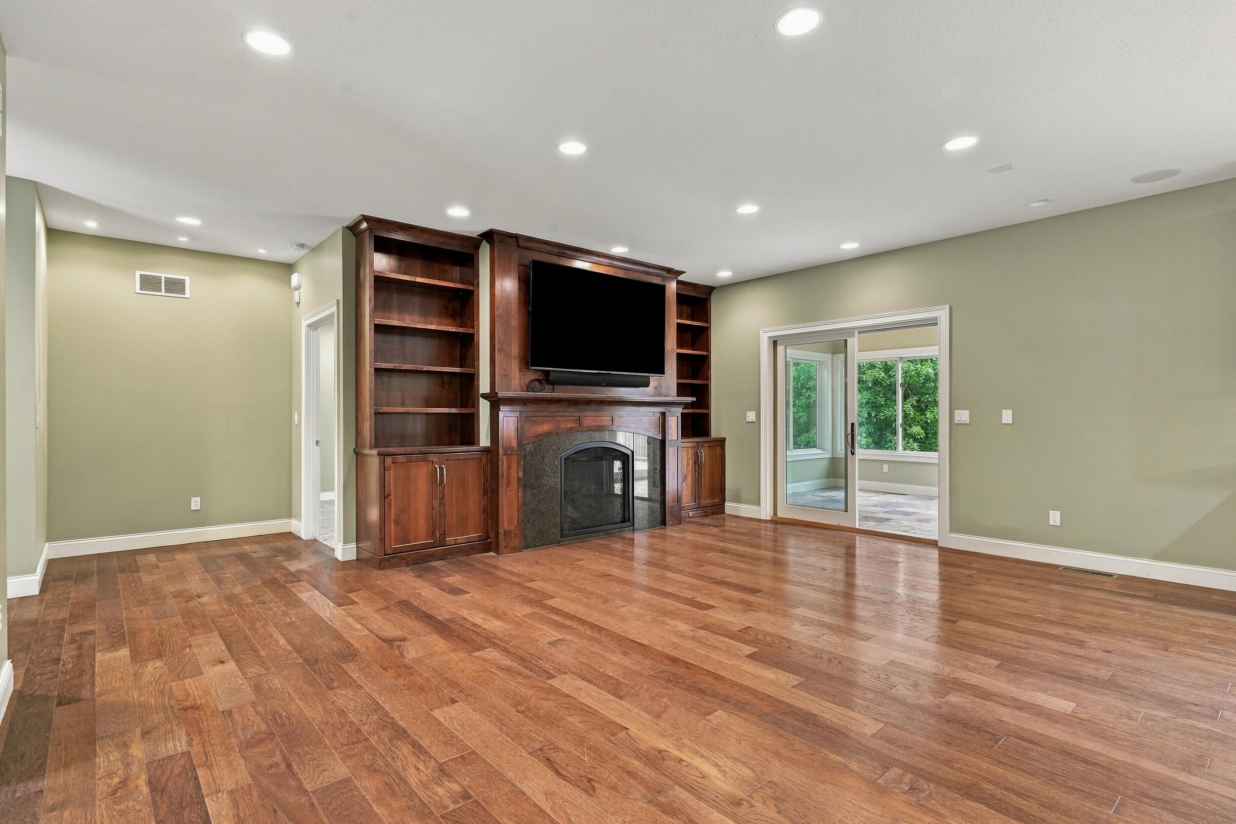 530 North Rte O Rocheport, MO 65279 - Photo 7 of 58 Gallery Image 7