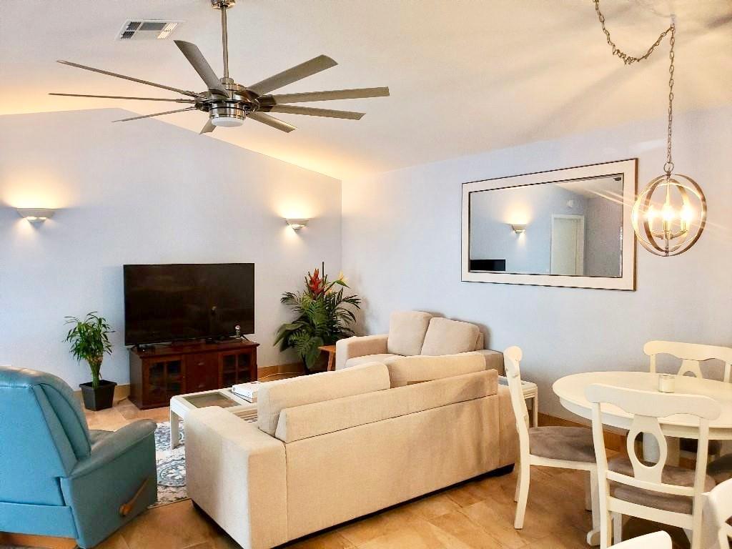 8930 Southwest 21st Court, Unit A Boca Raton, FL 33433 - Photo 6 of 18 j4