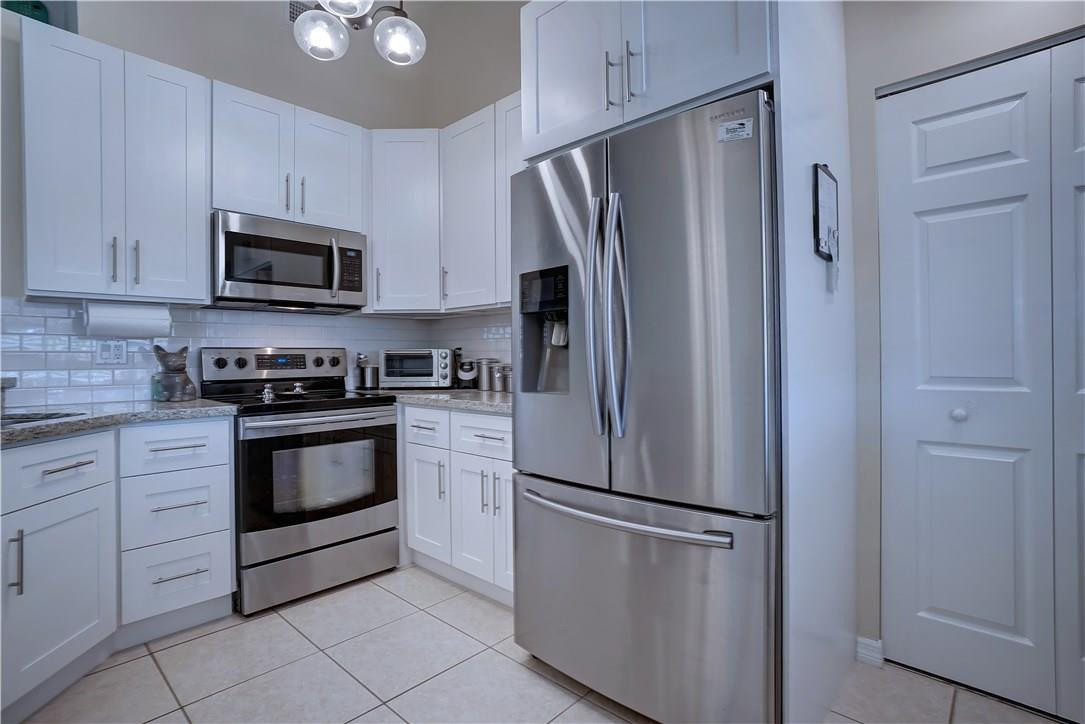 8318 Dynasty Drive Boca Raton, FL 33433 - Photo 8 of 22 Photo 8