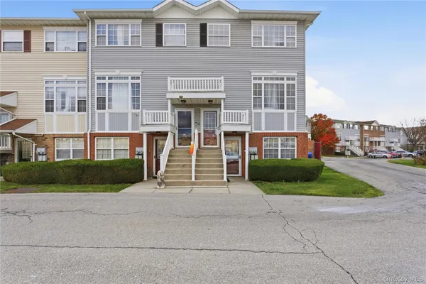 $525,000 | 163 Surf Drive | Harding Park