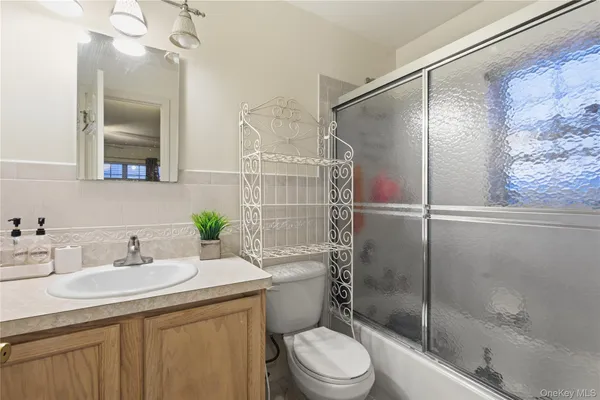 $525,000 | 163 Surf Drive | Harding Park