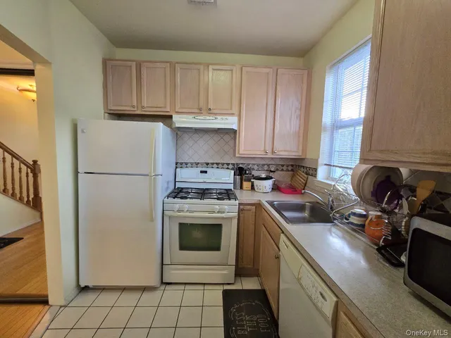 $560,000 | 163 Surf Drive | Harding Park