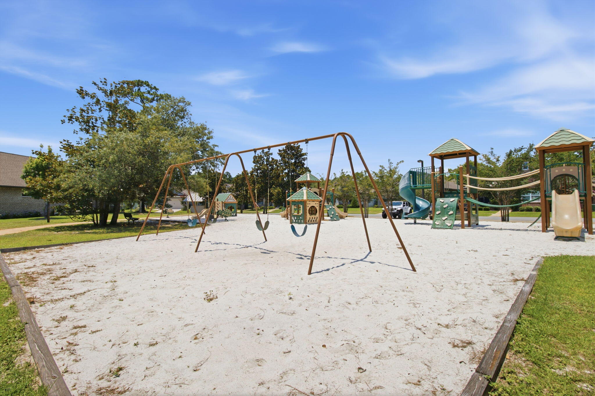 76 Oaktree Boulevard Freeport, FL 32439 - Photo 45 of 54 76-web-or-mls-IMG_4640