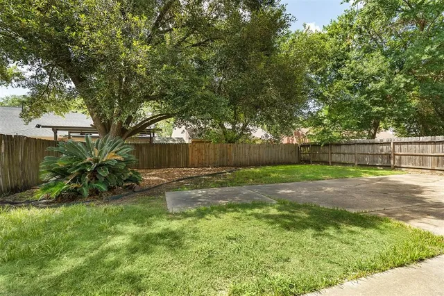 $2,300 | 9410 Calwood Circle, Spring, TX 77379
