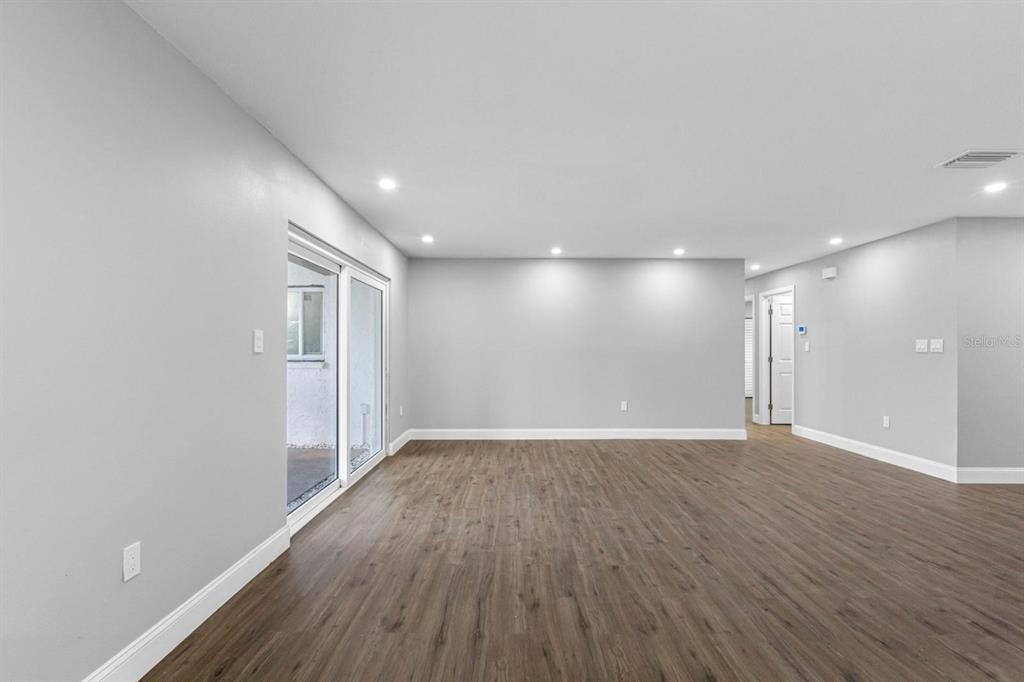 6604 Ranger Drive Tampa, FL 33615 - Photo 17 of 43