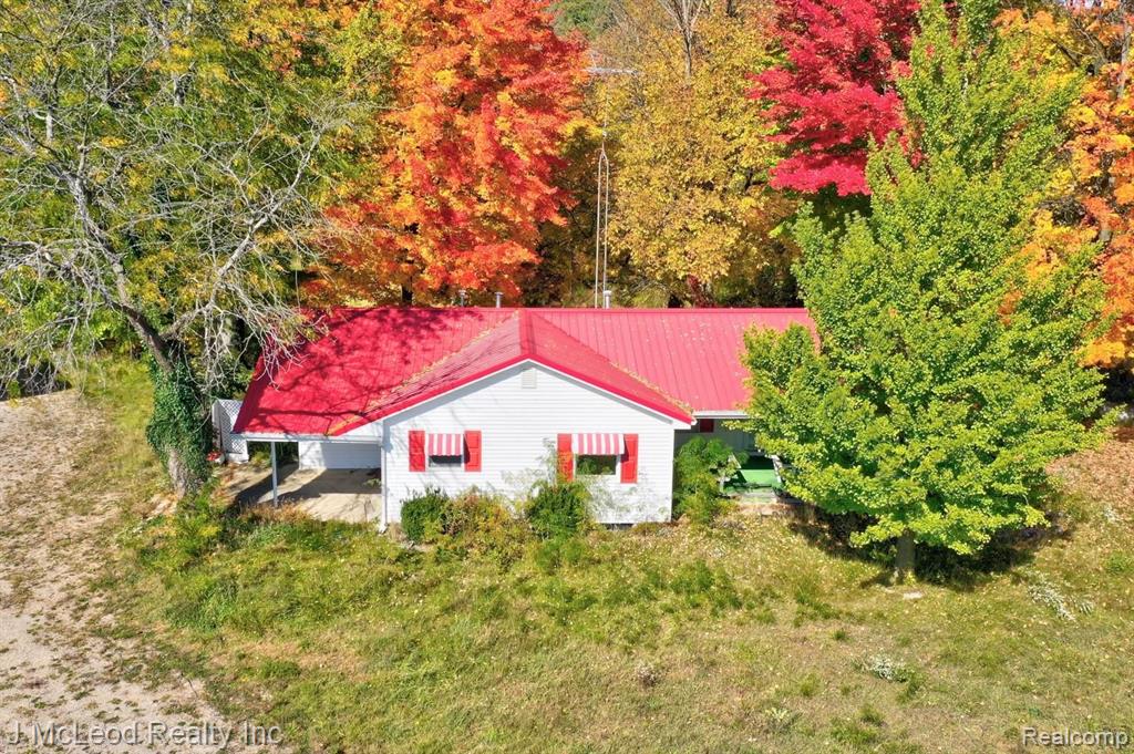 3295 Sanilac Road Vassar, MI 48768 - Photo 5 of 47 Gallery Image 5