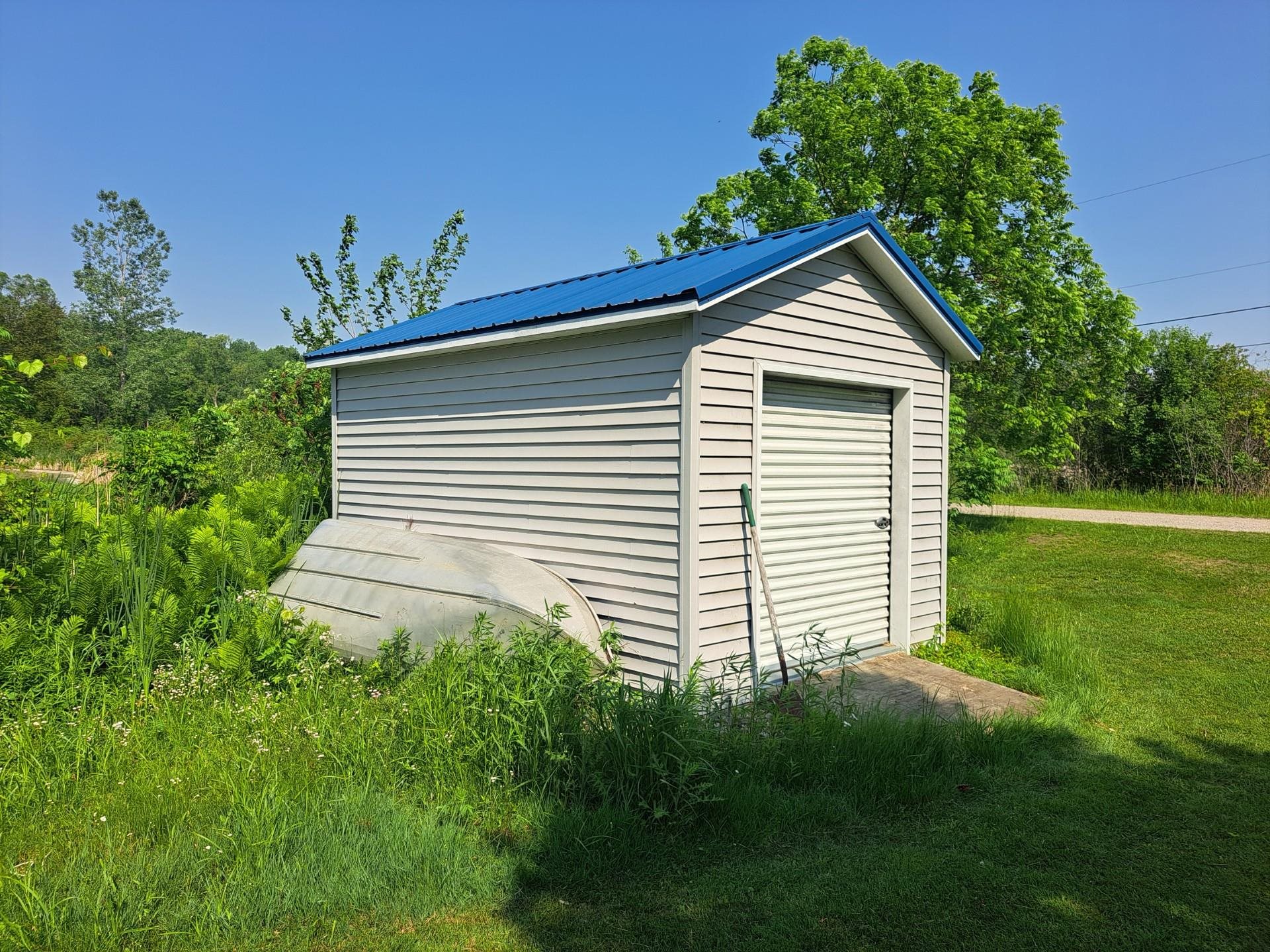 641 Point Drive Clare, MI 48617 - Photo 18 of 18 Gallery Image 18