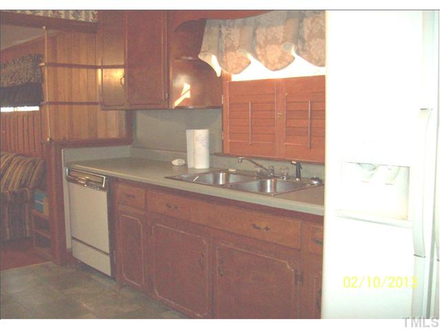 704 Fairground Road Dunn, NC 28334 - Photo 6 of 12 Gallery Image 6