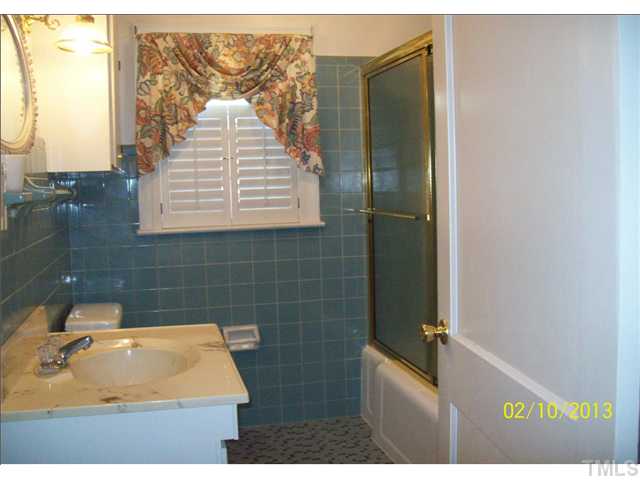 704 Fairground Road Dunn, NC 28334 - Photo 10 of 12 Gallery Image 10