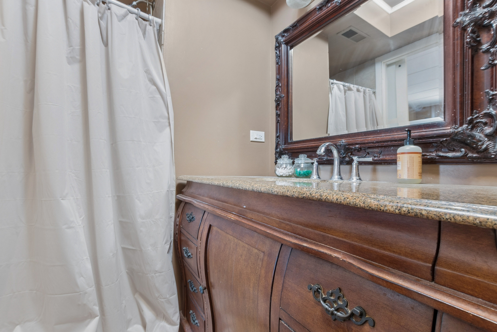 9111 South Roberts Road, Unit 7C Hickory Hills, IL 60457 - Photo 14 of 20