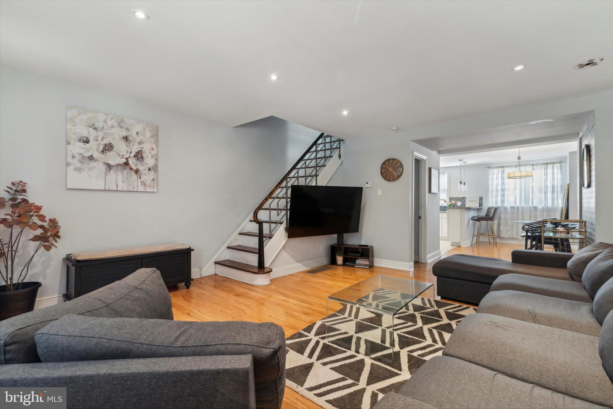 8052 Temple Road Philadelphia, PA 19150 - Photo 6 of 15 Gallery Image 6