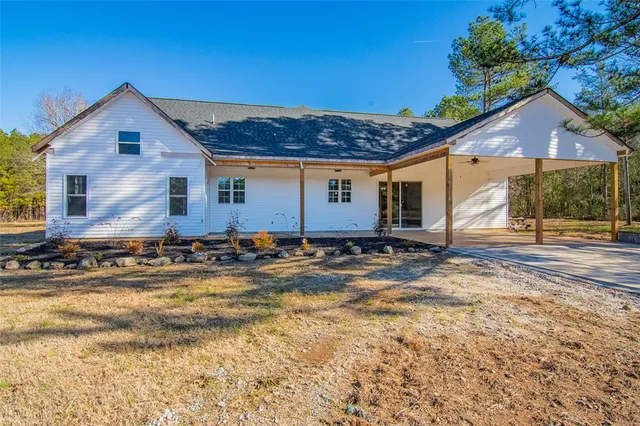 $325,000 | 68 Smith Drive, Bradley, SC 29819