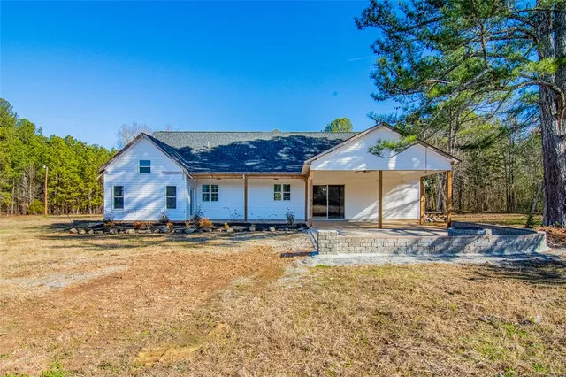 $325,000 | 68 Smith Drive, Bradley, SC 29819