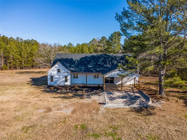 $325,000 | 68 Smith Drive, Bradley, SC 29819