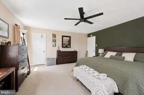 $329,900 | 801 Terwood Road, Drexel Hill, PA 19026