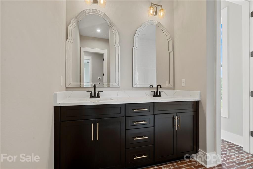 1198 Garvin Road York, SC 29745 - Photo 31 of 34 a bathroom with a sink and a mirror