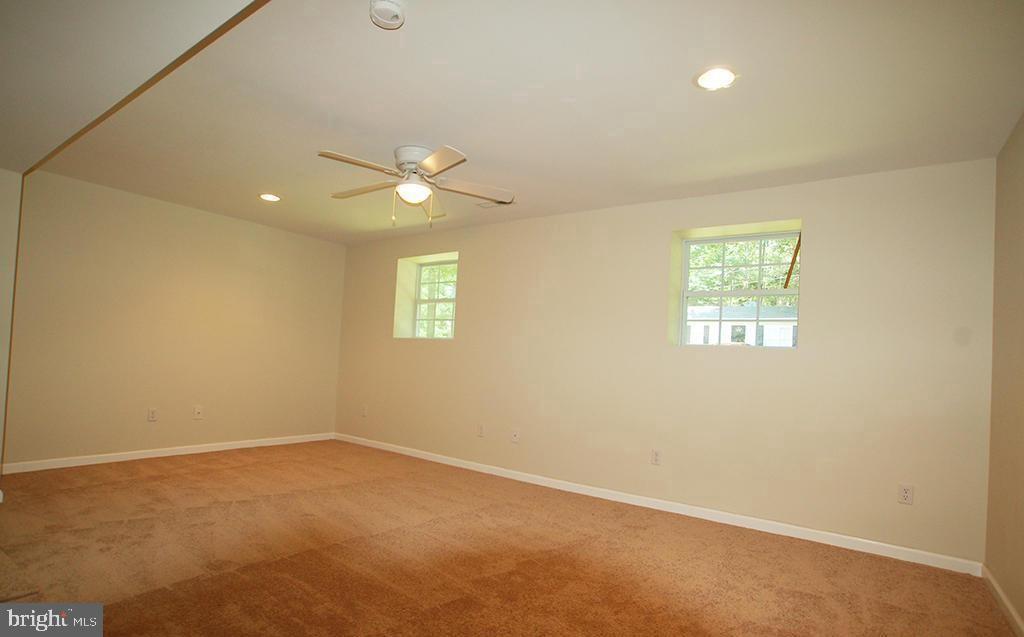 669 Flagstaff Road Lusby, MD 20657 - Photo 4 of 5